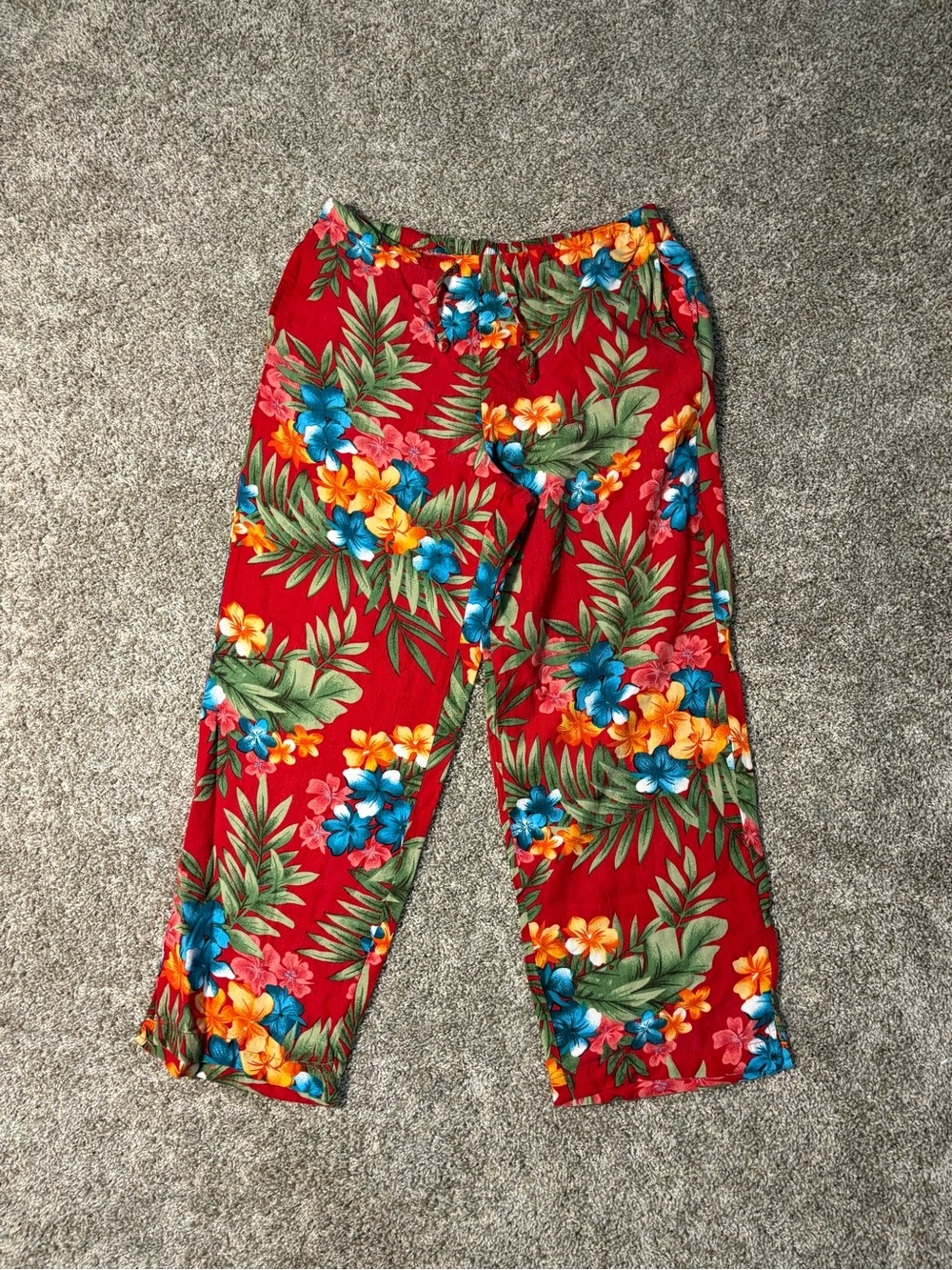 White Stag Women’s Red Tropical Floral Capri Pants Rayon Drawstring Elastic